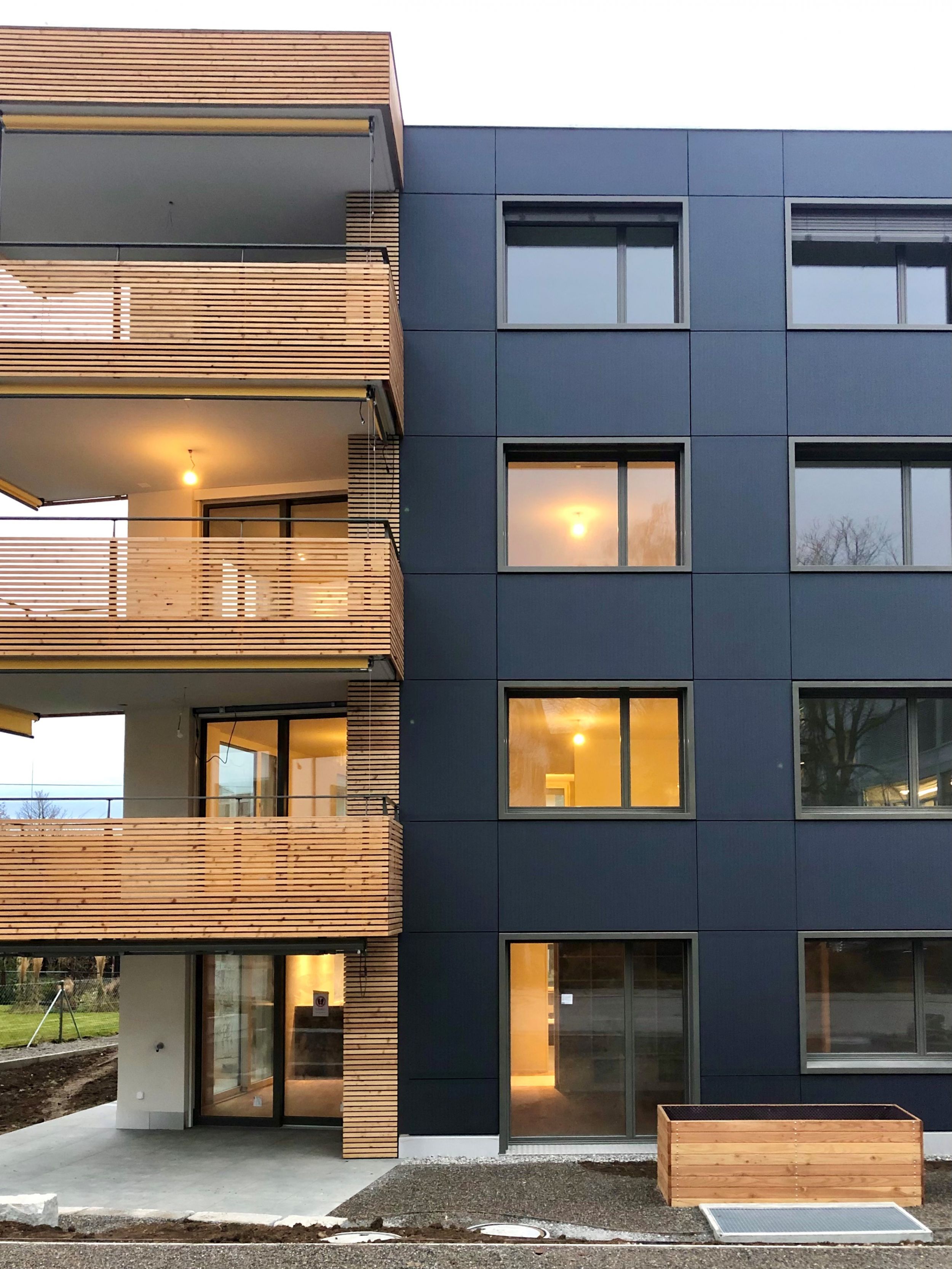 arento ag-nachhaltige architektur_Plusenergiehaus StadtparkPLUS_Solarfassade_Solararchitektur_7.jpg