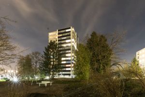 arento ag_nachhaltige architektur_Hochhaus mit Solarfassade_Winterstrom.jpg