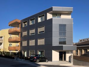 arento ag-nachhaltige architektur_Plusenergiehaus StadtparkPLUS_Solarfassade_Solararchitektur_1.jpg