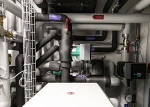 arento ag - nachhaltige architektur_Technikraum_Energieeffizienz_Heizung_Plusenergiehaus.jpg