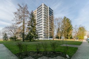 arento ag_nachhaltige architektur_Hochhaus mit Solarfassade_Modernisierung.jpg