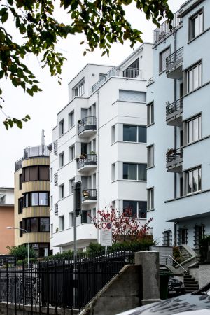 arento ag_nachhaltige architektur_Aufstockung Modernisierung MFH Stutz_Fassade Süd West 3.jpg